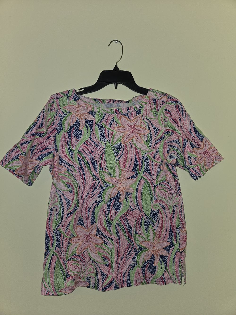 Caribbean Joe Pink Navy Floral Short-Sleeve Top